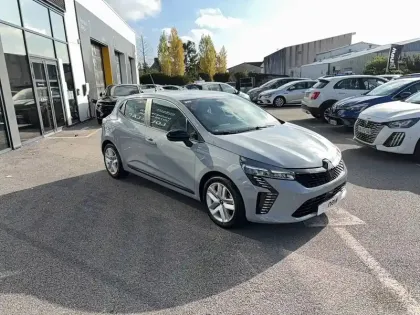 Photo 29 Renault Clio  E-Tech full hybrid 145 ch GSR2