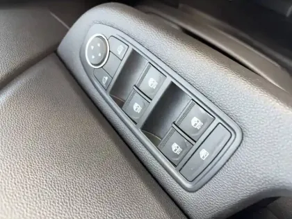 Photo 39 Renault Clio  E-Tech full hybrid 145 ch GSR2