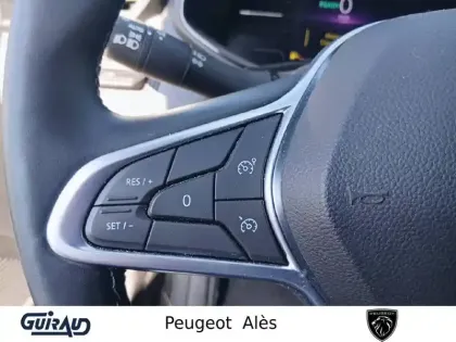 Photo 57 Renault Clio  E-Tech full hybrid 145