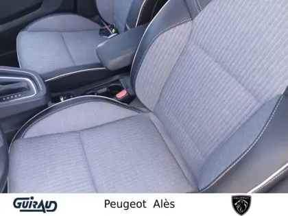 Photo 29 Renault Clio  E-Tech full hybrid 145