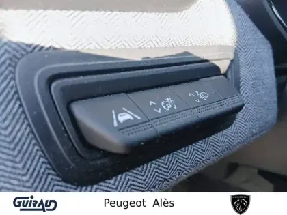 Photo 34 Renault Clio  E-Tech full hybrid 145