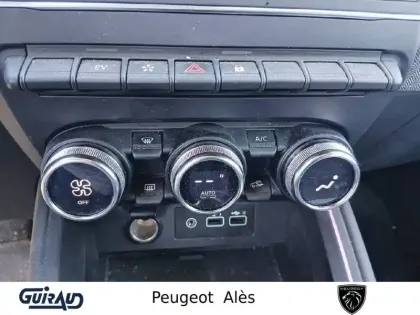Photo 37 Renault Clio  E-Tech full hybrid 145