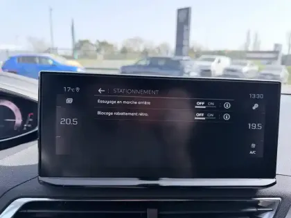 Photo 68 Peugeot 3008  PureTech 130ch S&S BVM6