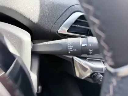 Photo 104 Peugeot 3008  PureTech 130ch S&S BVM6