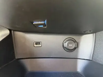 Photo 123 Peugeot 3008  PureTech 130ch S&S BVM6