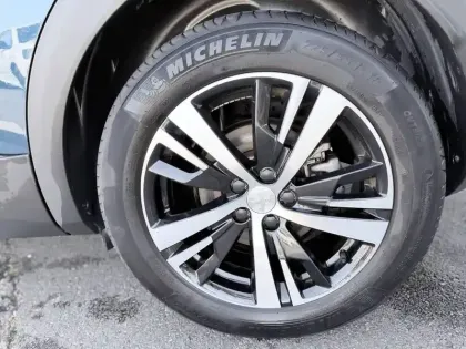 Photo 129 Peugeot 3008  PureTech 130ch S&S BVM6