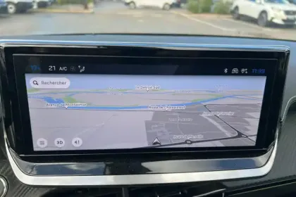 Photo 68 Peugeot 208  Hybrid 136 e-DCS6