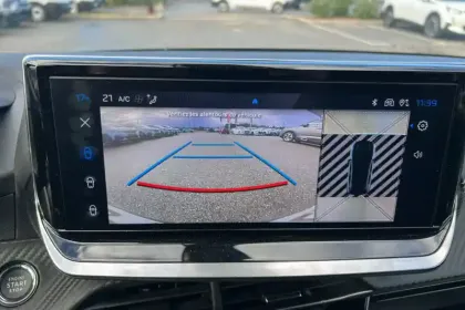 Photo 70 Peugeot 208  Hybrid 136 e-DCS6