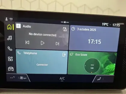 Photo 32 Renault 4 Renault  E-Tech Electrique 120 ch autonomie urbaine