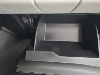 Photo 21 Renault 4 Renault  E-Tech Electrique 120 ch autonomie urbaine