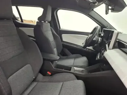 Photo 19 Renault 4 Renault  E-Tech Electrique 120 ch autonomie urbaine