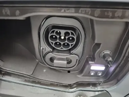 Photo 35 Renault 4 Renault  E-Tech Electrique 120 ch autonomie urbaine