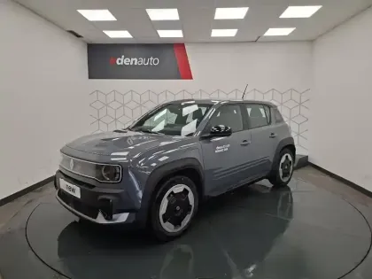 Photo 44 Renault 4 Renault  E-Tech Electrique 120 ch autonomie urbaine