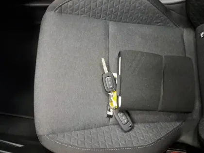 Photo 37 Renault Clio  TCe 90