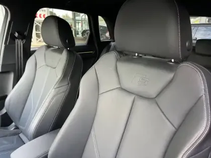 Photo 56 Audi Q3  35 TFSI 150 ch S tronic 7