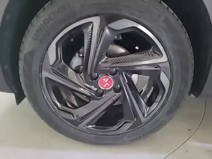 Photo 12 DS DS 3 DS3 Crossback PureTech 130 EAT8