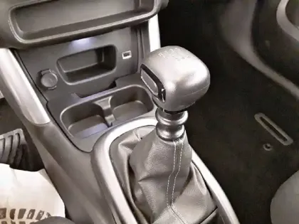 Photo 13 Citroën C3 Aircross  BlueHDi 100 S&S BVM6