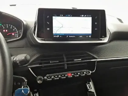 Photo 14 Peugeot 2008  PureTech 100 S&S BVM6