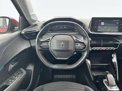 Photo 8 Peugeot 208  Electrique 50 kWh 136ch