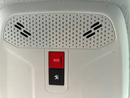 Photo 23 Peugeot 208  Electrique 50 kWh 136ch