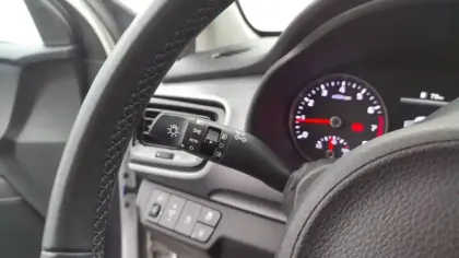 Photo 20 Kia Stonic  1.0 T-GDi 100 ch BVM6