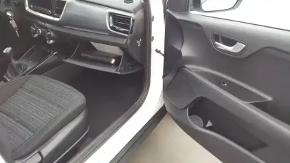 Photo 28 Kia Stonic  1.0 T-GDi 100 ch BVM6