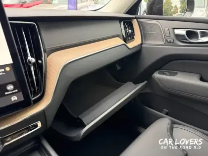 Photo 21 Volvo Xc60 Gén. II Ph2 Evo Ultra Style Dark 5