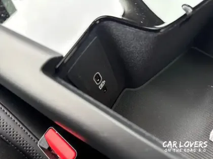 Photo 20 Volvo Xc60 Gén. II Ph2 Evo Ultra Style Dark 5