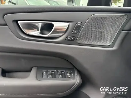 Photo 19 Volvo Xc60 Gén. II Ph2 Evo Ultra Style Dark 5