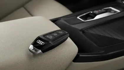 Photo 13 Audi Q3 Gén. III Ph1 S line 5