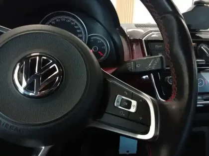 Photo 60 Volkswagen Up Gén. I Ph2 GTI 5