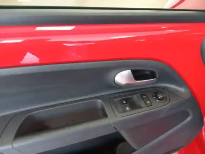 Photo 54 Volkswagen Up Gén. I Ph2 GTI 5