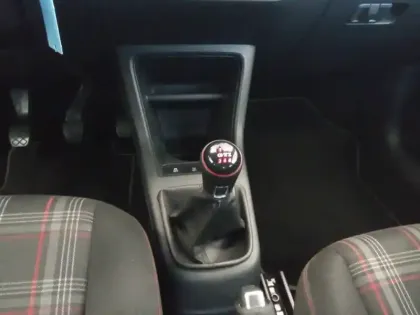 Photo 44 Volkswagen Up Gén. I Ph2 GTI 5