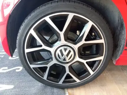 Photo 16 Volkswagen Up  1.0 115 BlueMotion Technology BVM6