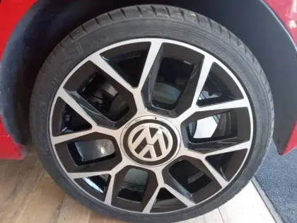 Photo 105 Volkswagen Up  1.0 115 BlueMotion Technology BVM6