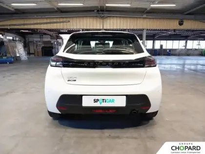 Photo 101 Peugeot 208  PureTech 100 S&S BVM6