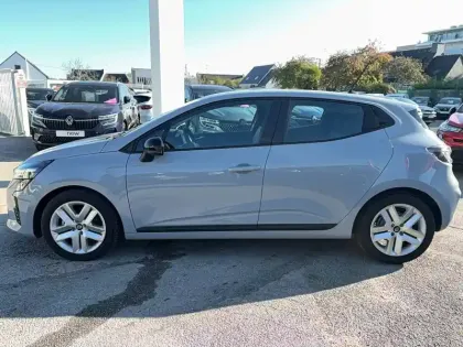 Photo 18 Renault Clio  E-Tech full hybrid 145 ch GSR2