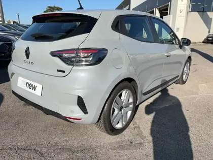 Photo 20 Renault Clio  E-Tech full hybrid 145 ch GSR2