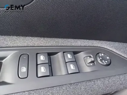 Photo 11 Peugeot 3008  BlueHDi 130ch S&S EAT8