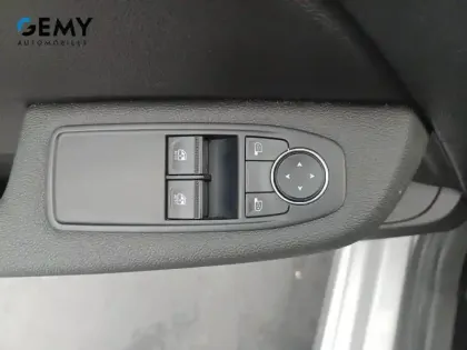 Photo 11 Renault Clio  TCe 90