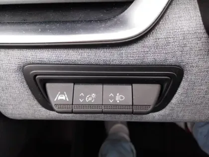 Photo 68 Mitsubishi Colt  1.6 MPI HEV 143