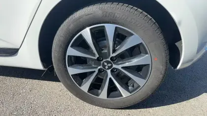 Photo 132 Mitsubishi Colt  1.6 MPI HEV 143