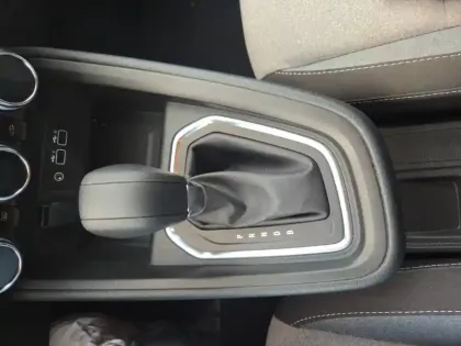 Photo 64 Mitsubishi Colt  1.6 MPI HEV 143