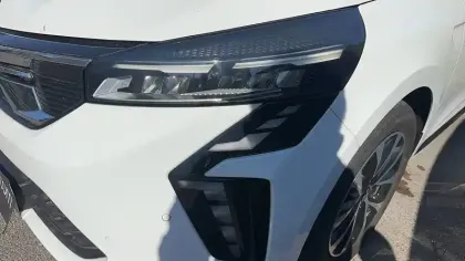 Photo 143 Mitsubishi Colt  1.6 MPI HEV 143