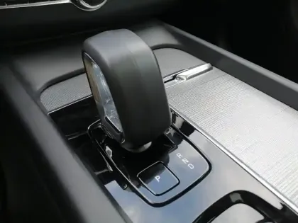 Photo 20 Volvo Xc60  T6 AWD Hybride rechargeable 253 ch+145 ch Geartronic 8