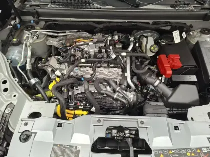 Photo 103 Dacia Bigster  Mild Hybrid 140