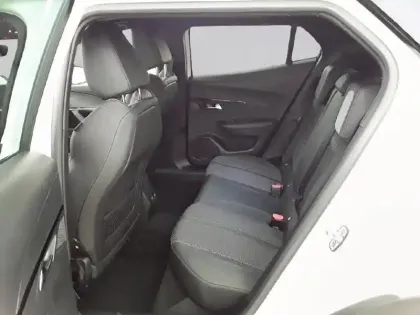 Photo 11 Peugeot 2008  Moteur électrique 136 ch