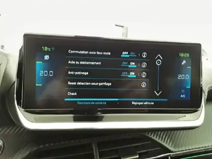 Photo 14 Peugeot 2008  Moteur électrique 136 ch