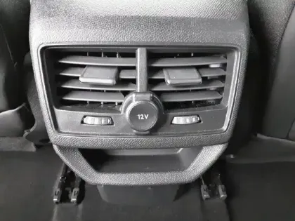 Photo 17 Peugeot 3008  Hybrid 225 e-EAT8