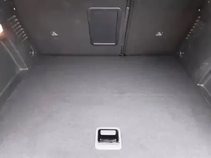 Photo 5 Peugeot 3008  Hybrid 225 e-EAT8